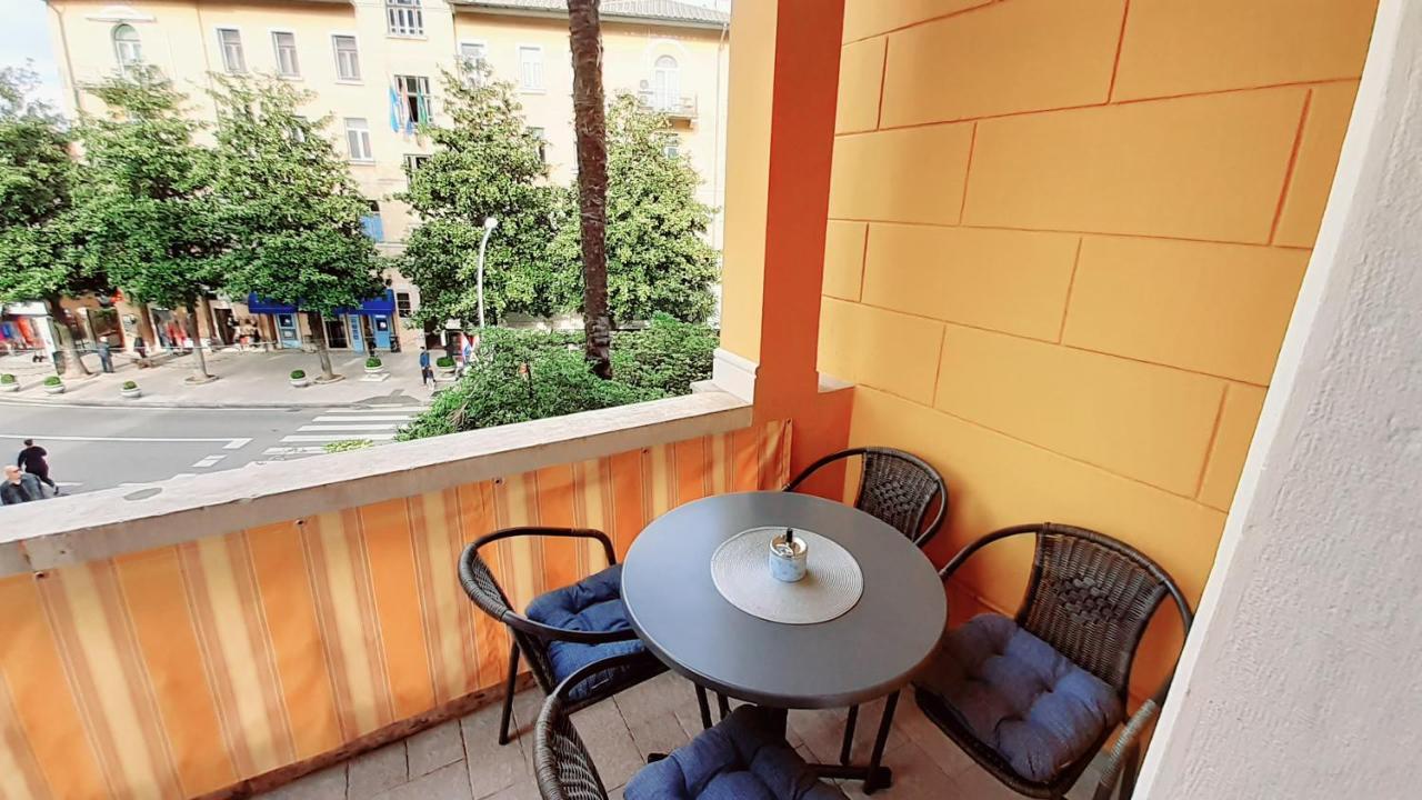 Lovran Centar, Apartman Gega Zewnętrze zdjęcie